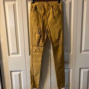 Women's Skinny Jeans in Mustard Yellow